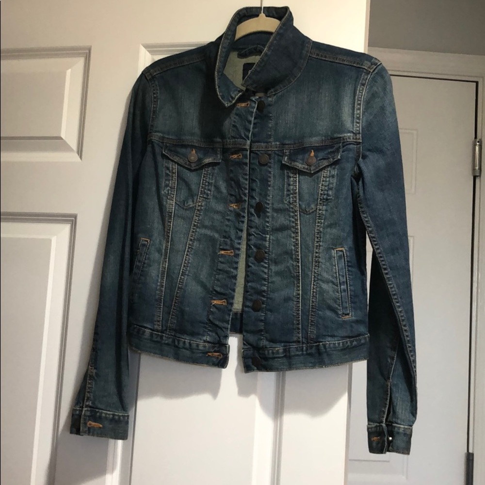 GAP Jean Jacket. Never been worn!